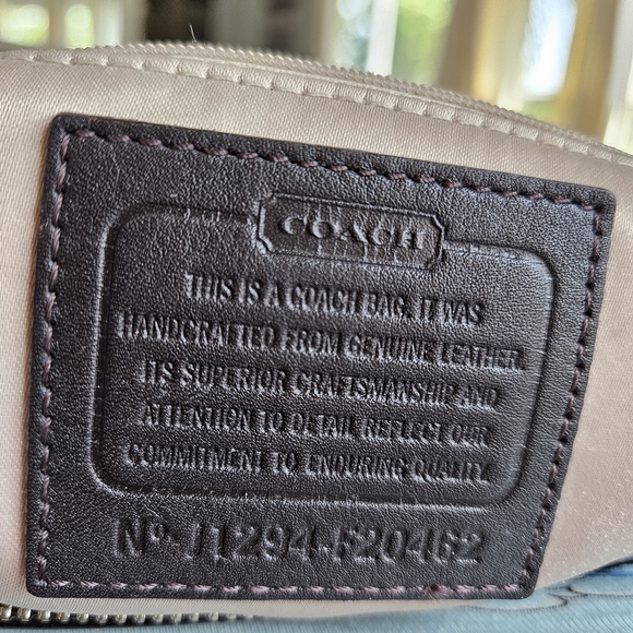 Coach Handbag - Picture 6 of 7